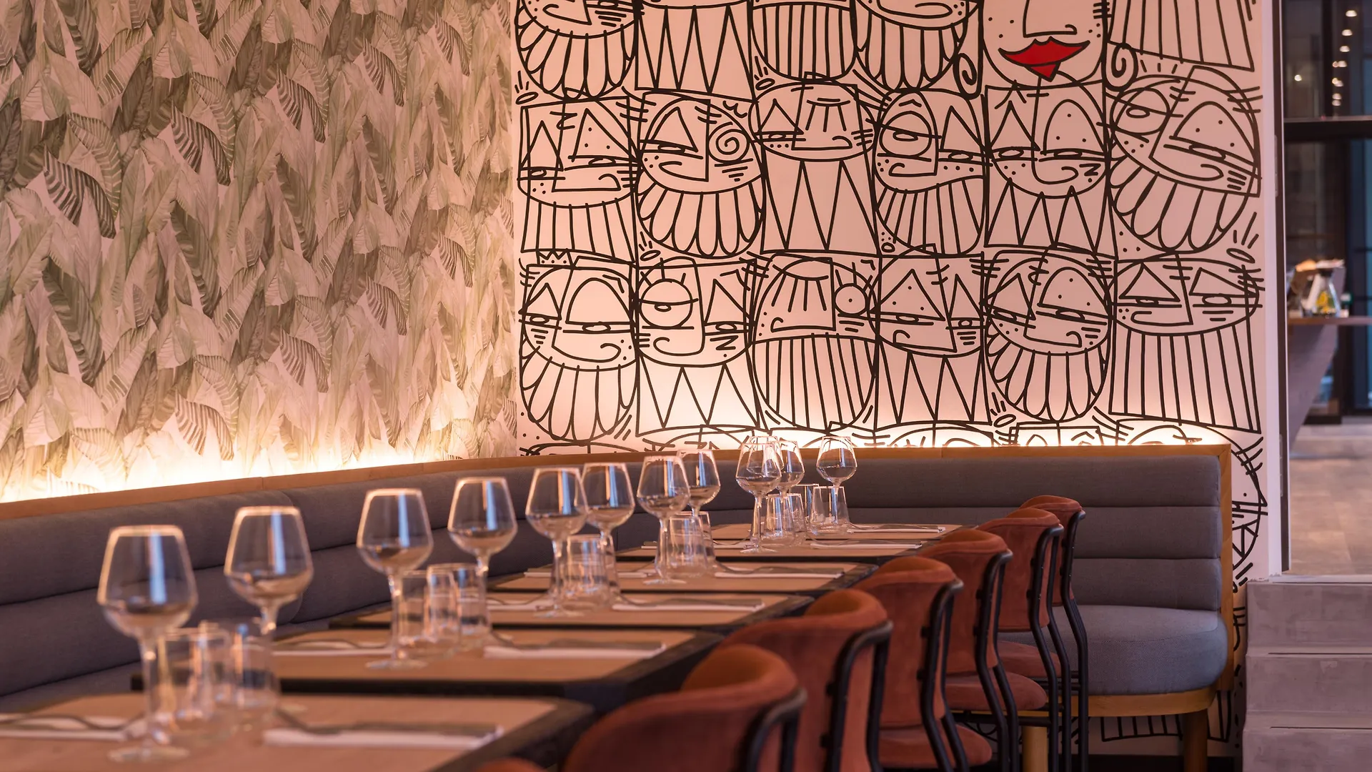 The Originals Boutique, Hotel Maison Montmartre Paris Les Puces France