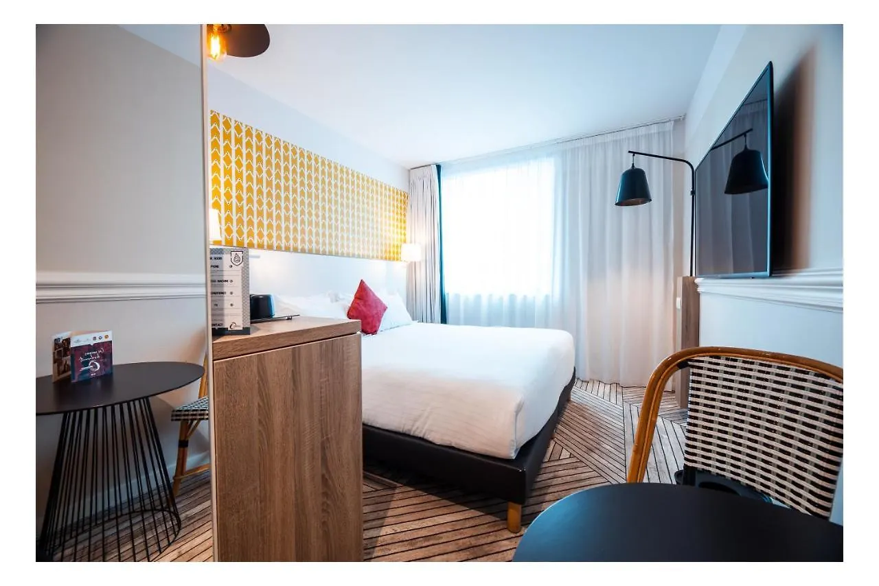 ****  The Originals Boutique, Hotel Maison Montmartre Paris Les Puces Franciaország