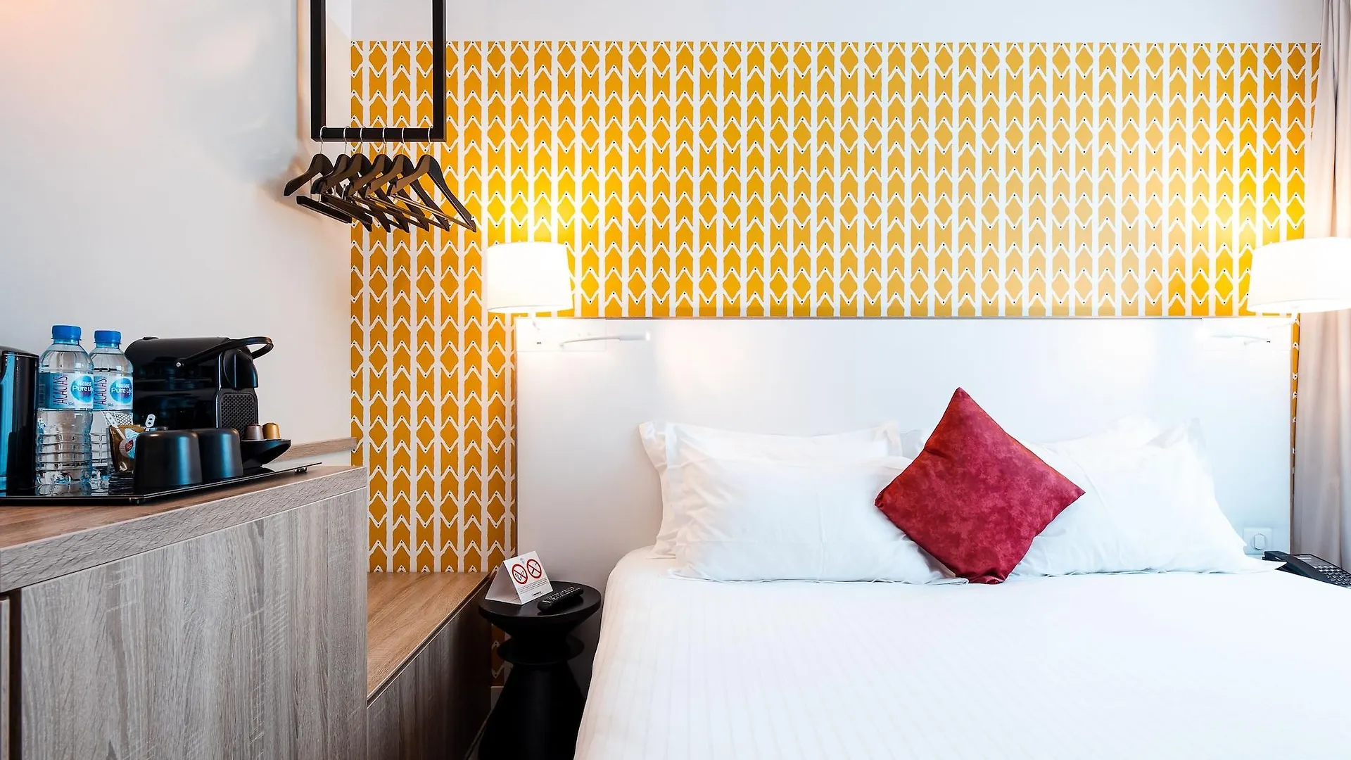 The Originals Boutique, Hotel Maison Montmartre Paris Les Puces 4*,  Franciaország