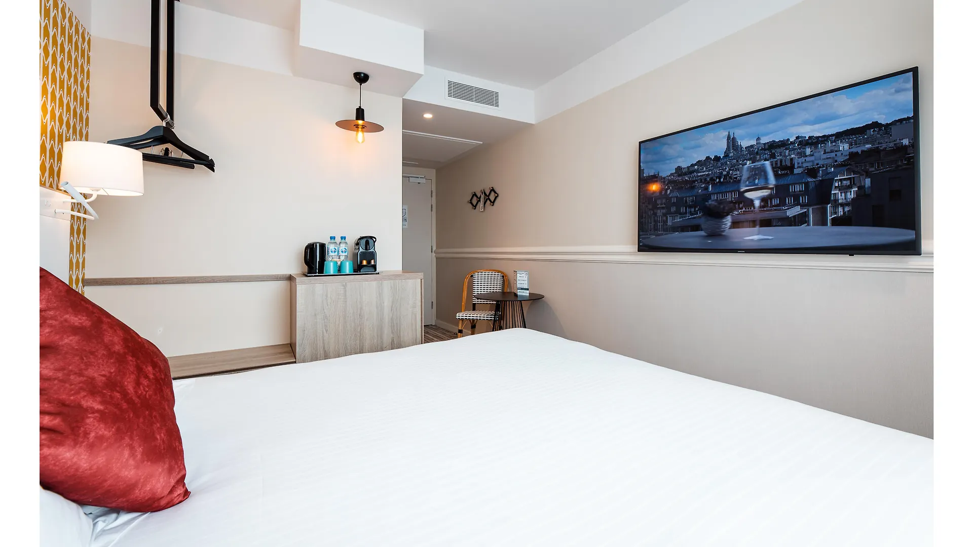 The Originals Boutique, Hotel Maison Montmartre Paris Les Puces