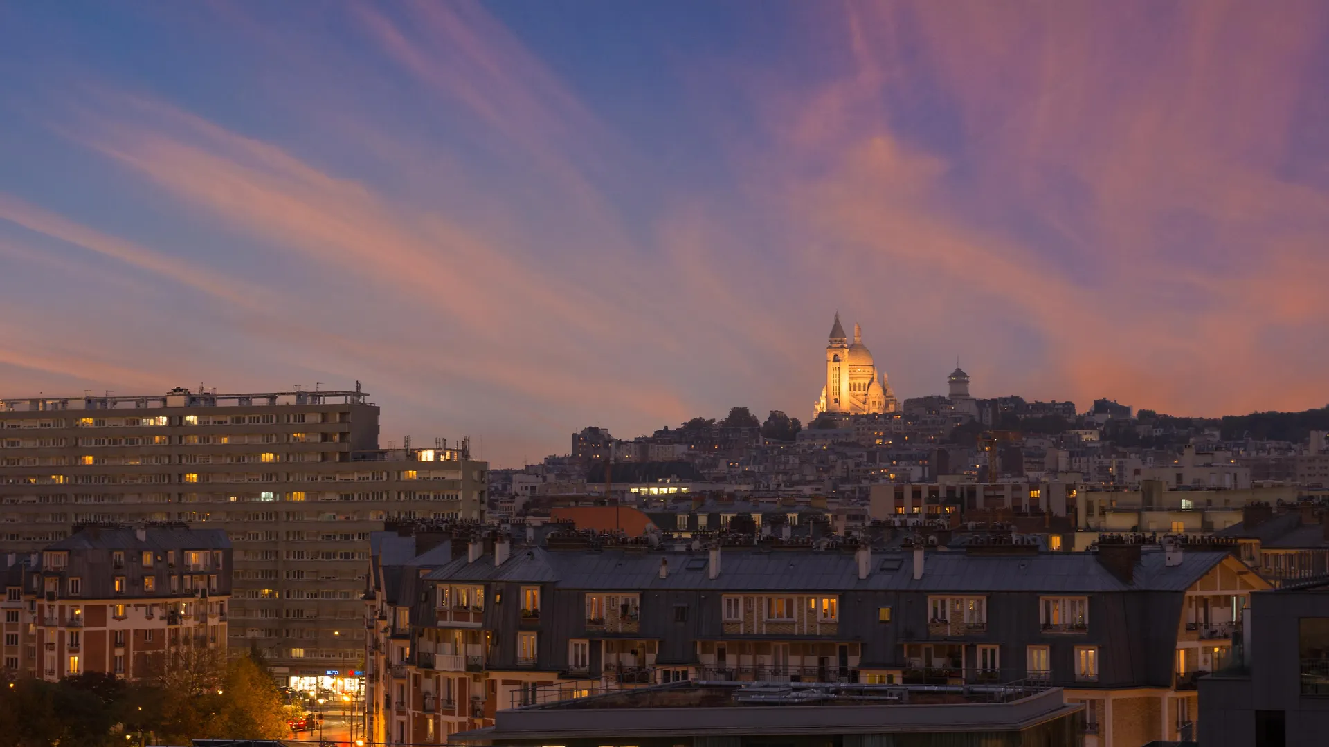 ****  The Originals Boutique, Hotel Maison Montmartre Paris Les Puces Franciaország