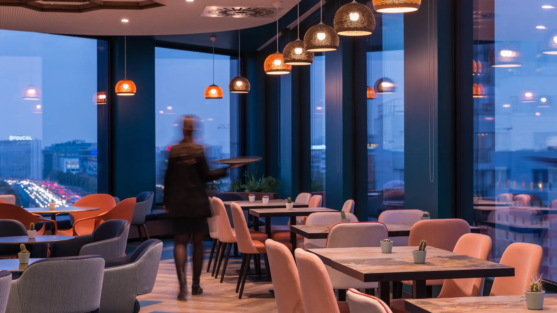 The Originals Boutique, Hotel Maison Montmartre Paris Les Puces