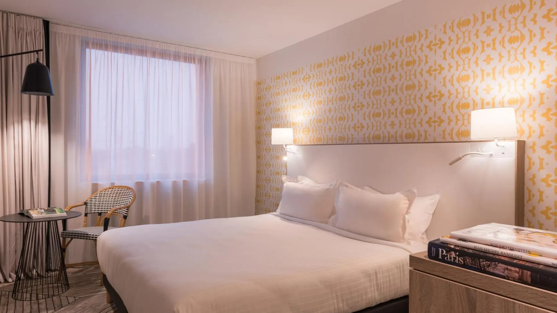 The Originals Boutique, Hotel Maison Montmartre Paris Les Puces